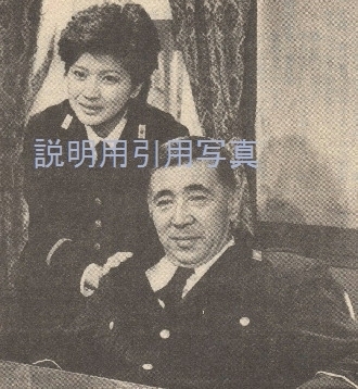 3寝ぼけ署長2.jpg